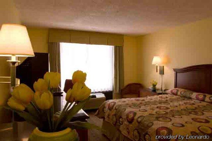 Regency Hotel & Conference Center Джаксън Екстериор снимка